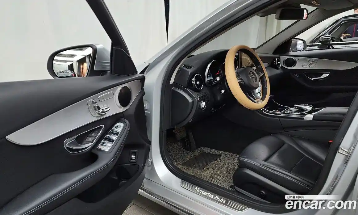 Mercedes-Benz C-Class 2017 2.0 Автомат в Москве № 209246, фото 19