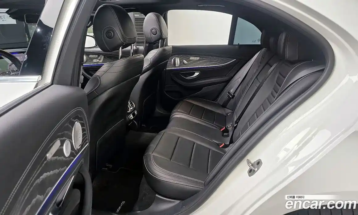 Mercedes-Benz E-Class 2021 2.0 Автомат в Москве № 209275, фото 13