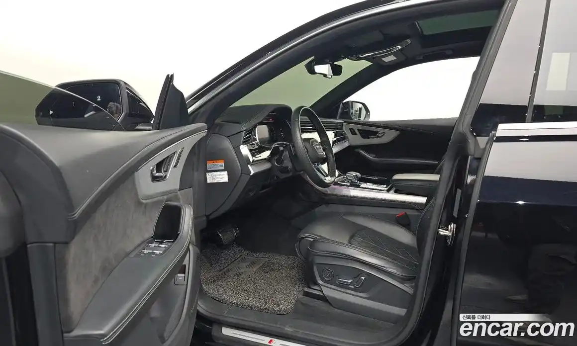 Audi Q8 2021 3.0 Автомат в Москве № 212439, фото 20