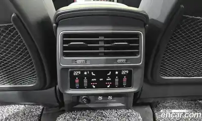 Audi Q8 2021 3.0 Автомат в Москве № 212439, миниатюра 5