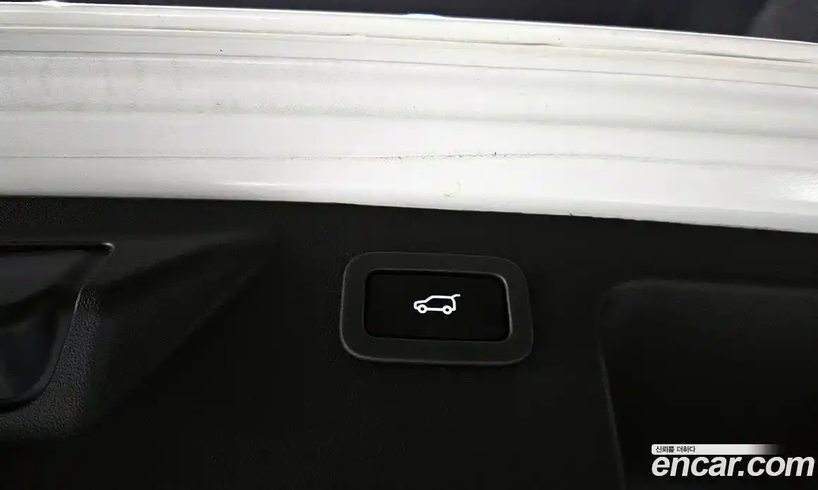 Land Rover Discovery Sport 2018 2.0 Автомат в Москве № 213685, фото 12