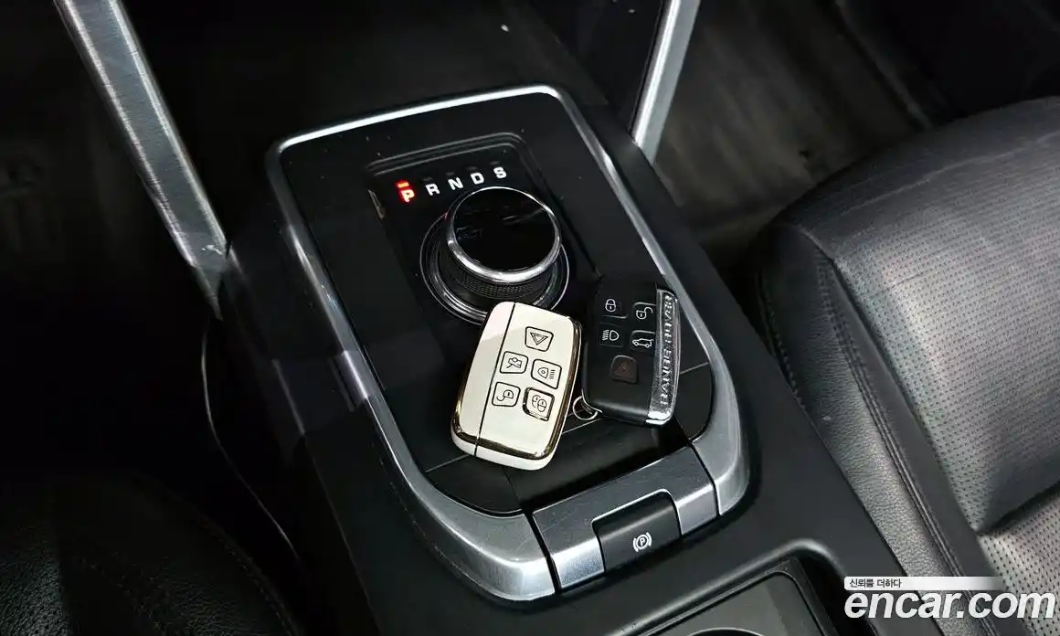 Land Rover Discovery Sport 2018 2.0 Автомат в Москве № 213685, фото 9