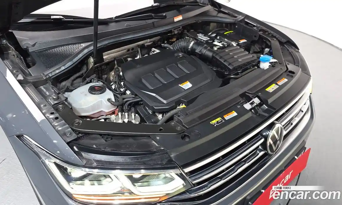 Volkswagen Tiguan 2021 2.0 Автомат в Москве № 214914, фото 6