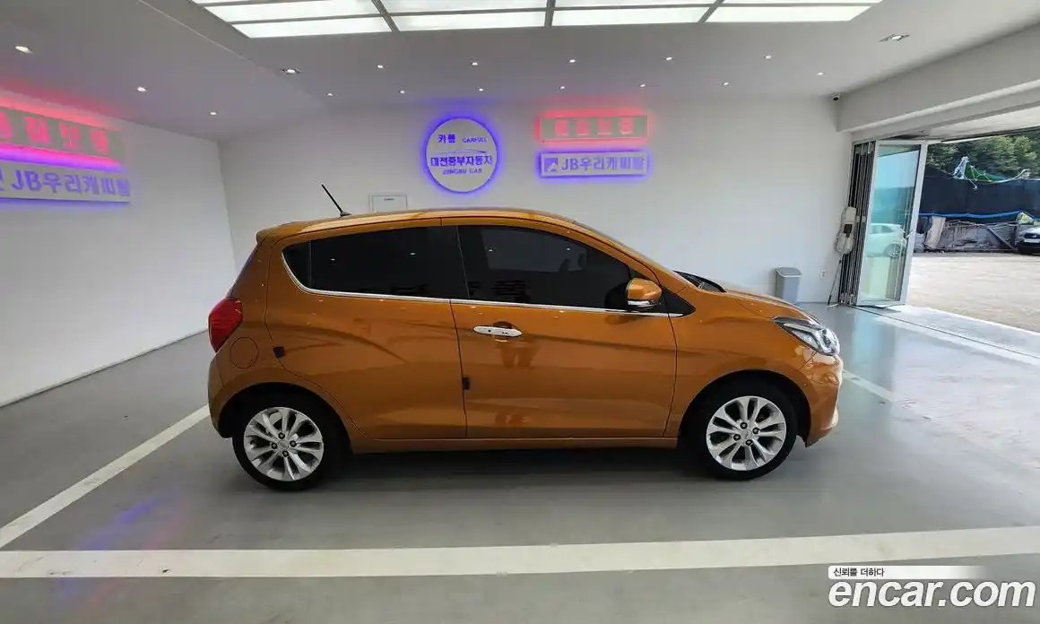 Chevrolet Spark 2019 1.0 Автомат в Москве № 219703, фото 7