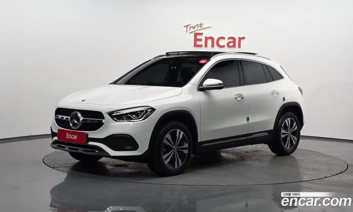 Mercedes-Benz GLA-Class 2021 2.0 Автомат в Москве № 220666, фото 17