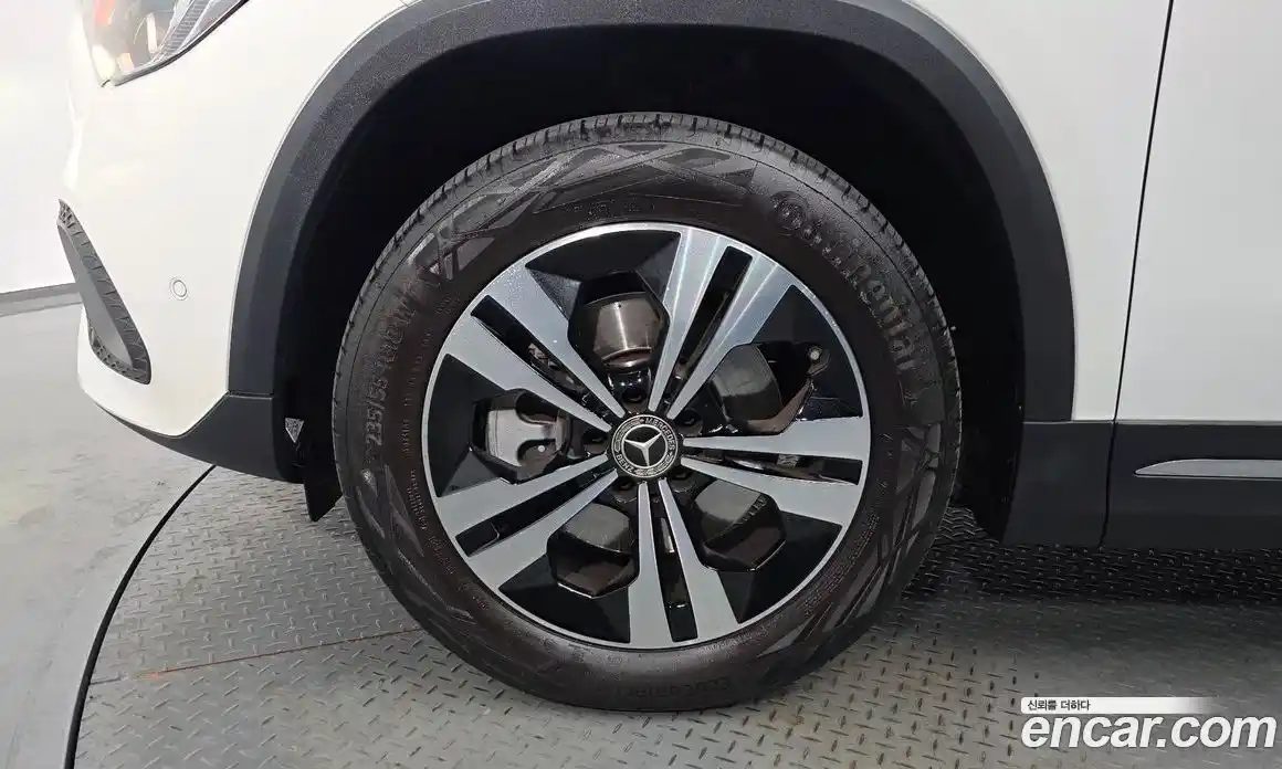 Mercedes-Benz GLA-Class 2021 2.0 Автомат в Москве № 220666, фото 9