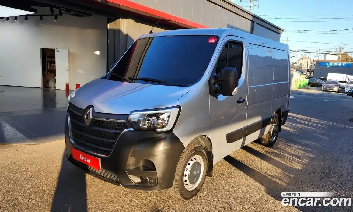 Renault Master 2024 2.3 Механическая в Москве № 221965, фото 4