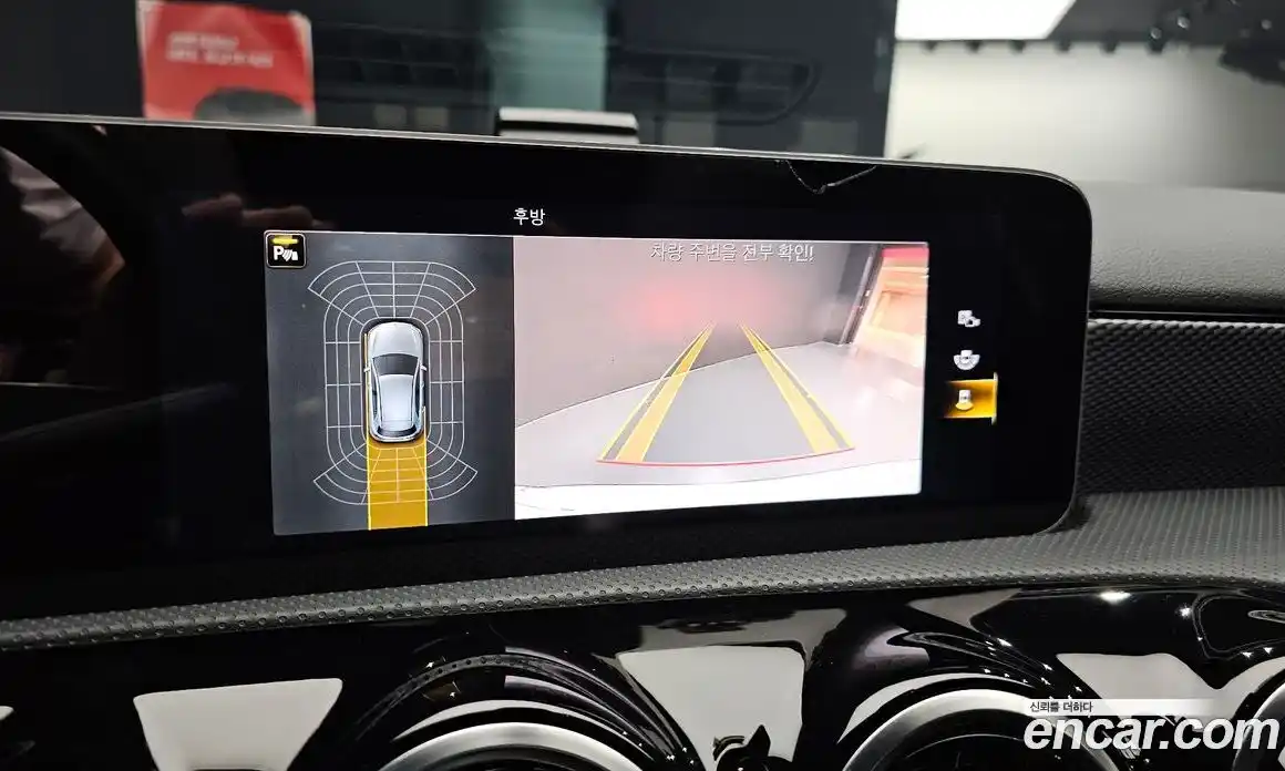 Mercedes-Benz A-Class 2019 2.0 Автомат в Москве № 224748, фото 16