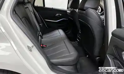 BMW 3-Series 2025 2.0 Автомат в Москве № 227999, миниатюра 12