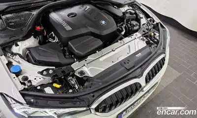 BMW 3-Series 2025 2.0 Автомат в Москве № 227999, миниатюра 6