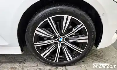 BMW 3-Series 2025 2.0 Автомат в Москве № 227999, миниатюра 8