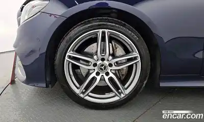 Mercedes-Benz E-Class 2019 1.9 Автомат в Москве № 229481, миниатюра 10