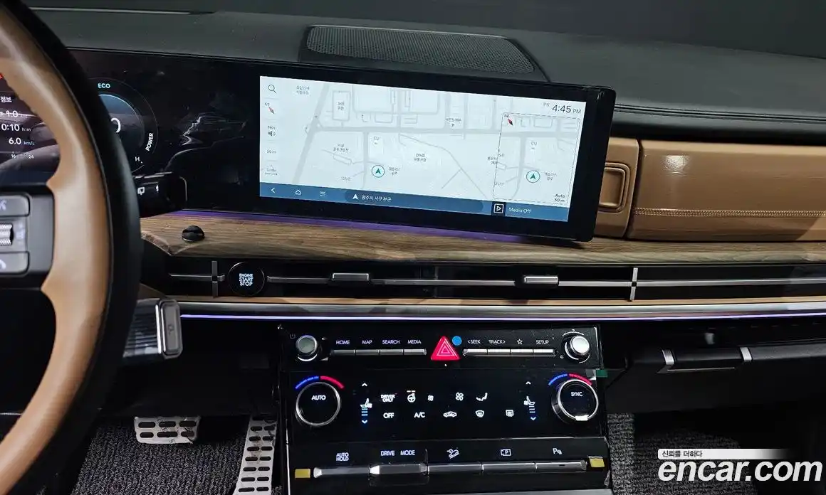 Hyundai Santa Fe 2024 1.6 Автомат в Москве № 2296, фото 18