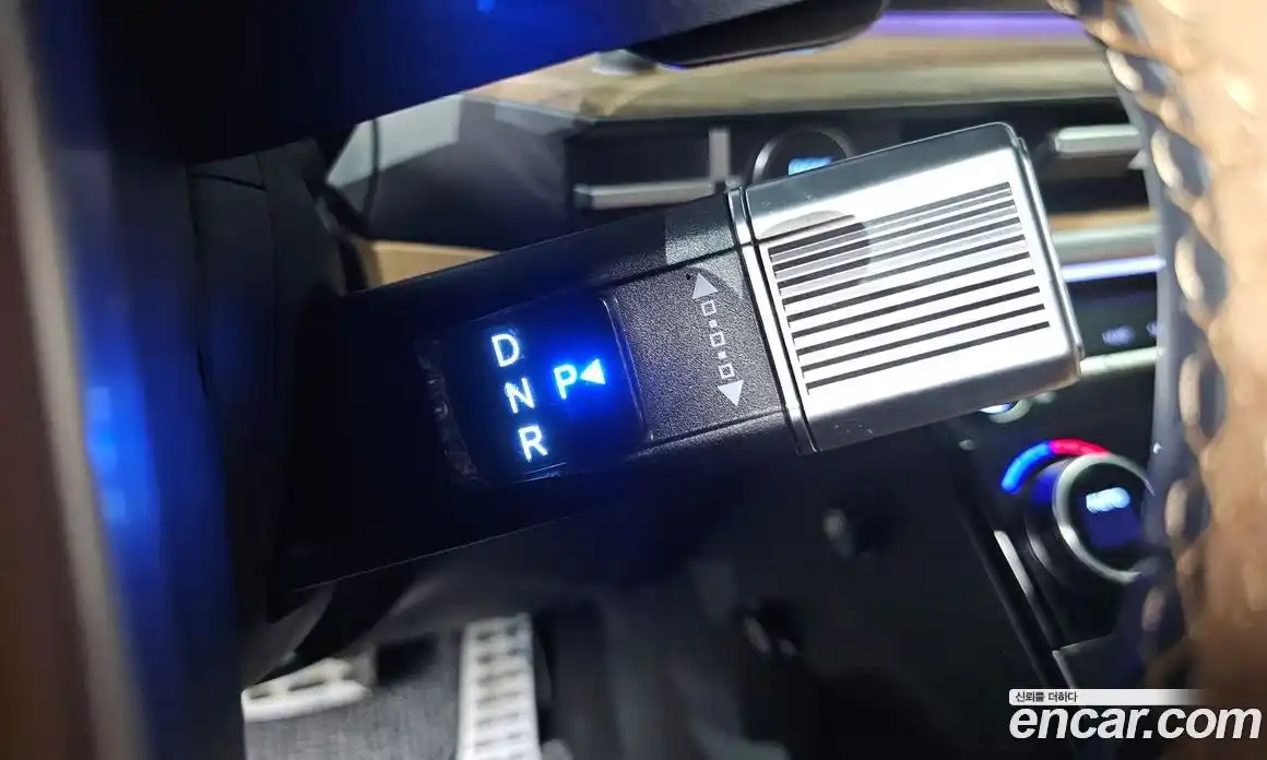 Hyundai Santa Fe 2024 1.6 Автомат в Москве № 2296, фото 3