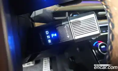 Hyundai Santa Fe 2024 1.6 Автомат в Москве № 2296, миниатюра 3