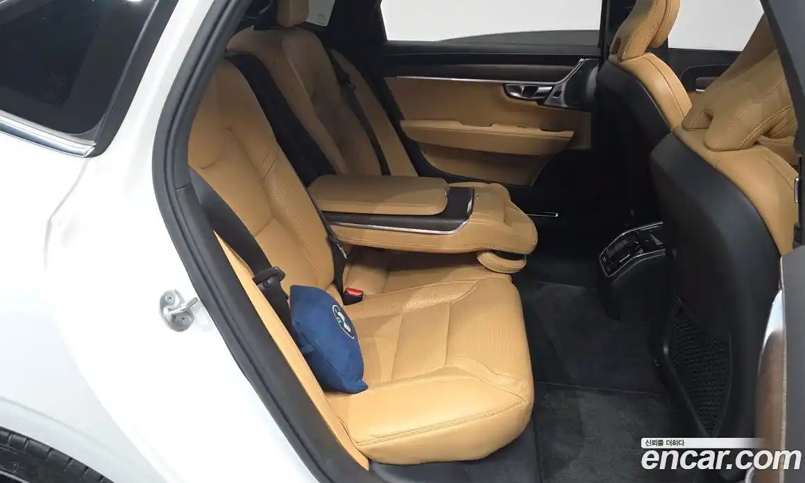 Volvo S90 2022 2.0 Автомат в Москве № 230547, фото 13