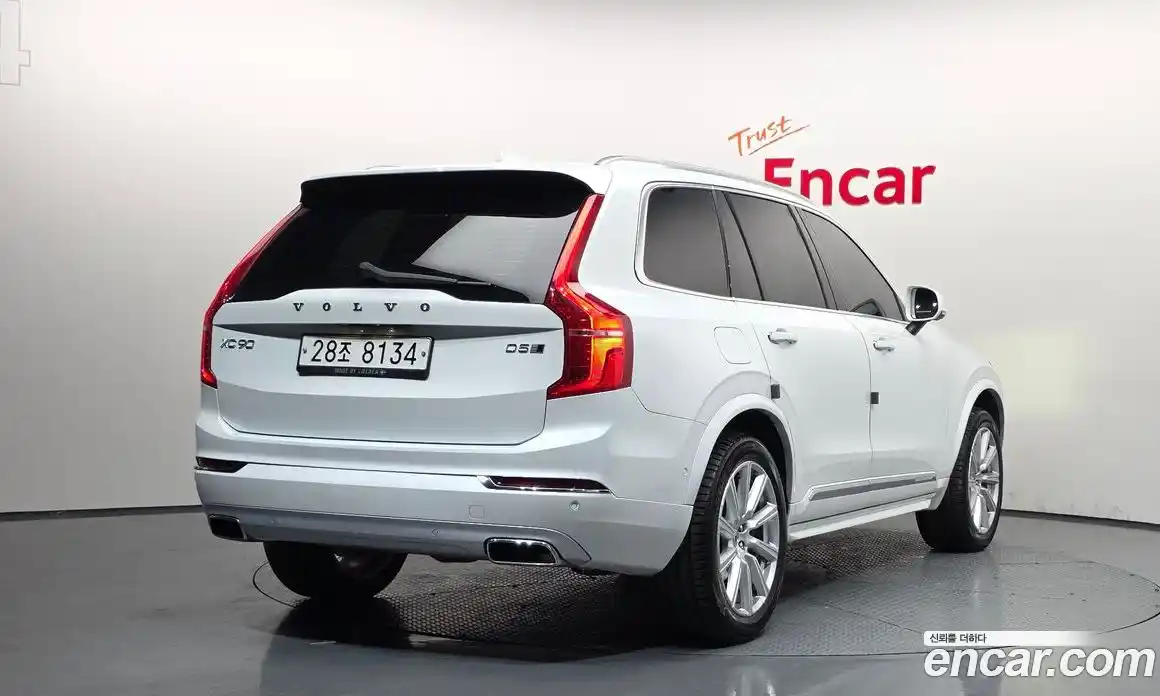 Volvo XC90 2018 2.0 Автомат в Москве № 230576, фото 20