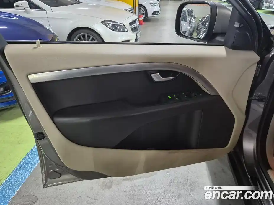 Volvo XC70 2011 2.4 Автомат в Москве № 230679, фото 18