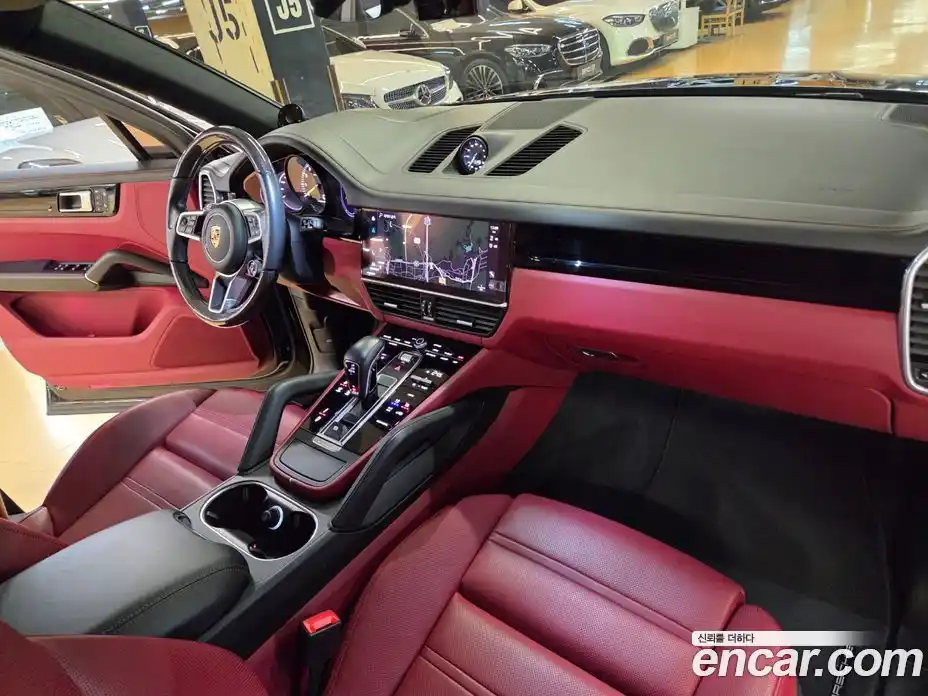 Porsche Cayenne 2022 3.0 Автомат в Москве № 231022, фото 16