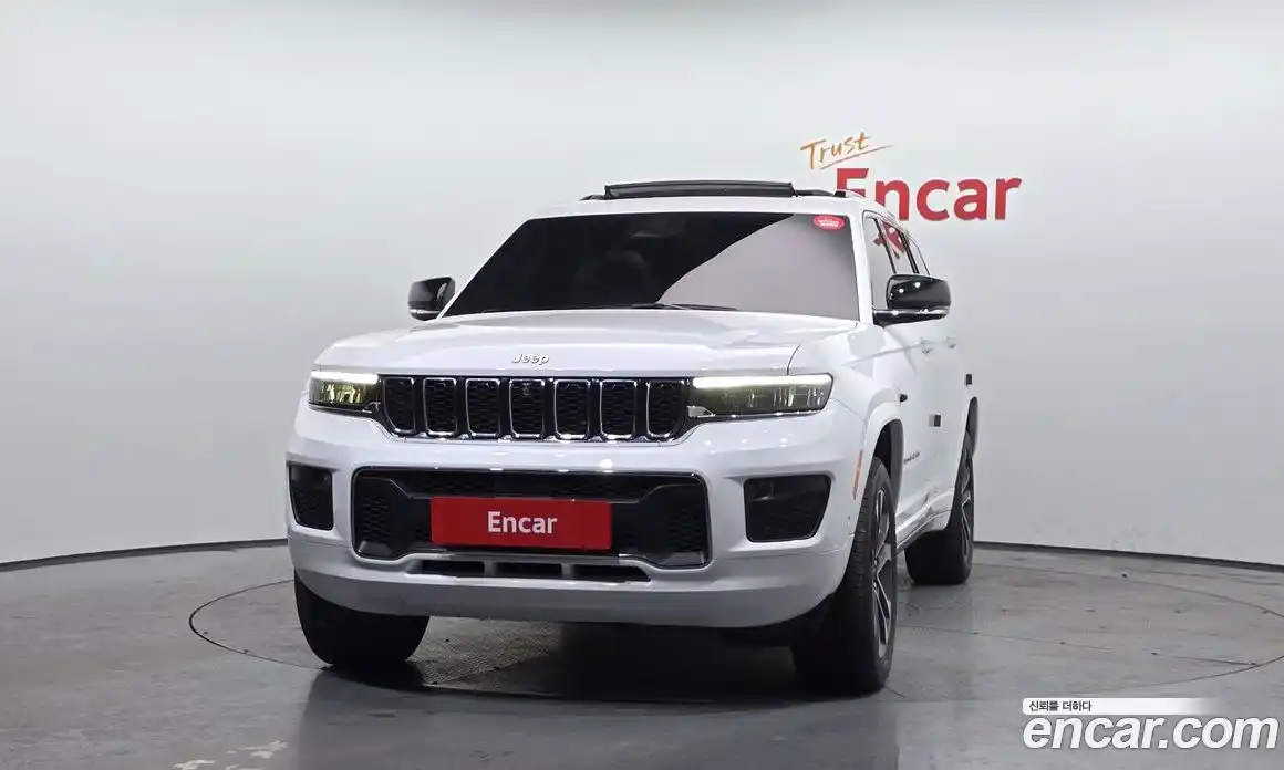 Jeep Cherokee 2021 3.6 Автомат в Москве № 232712, фото 15