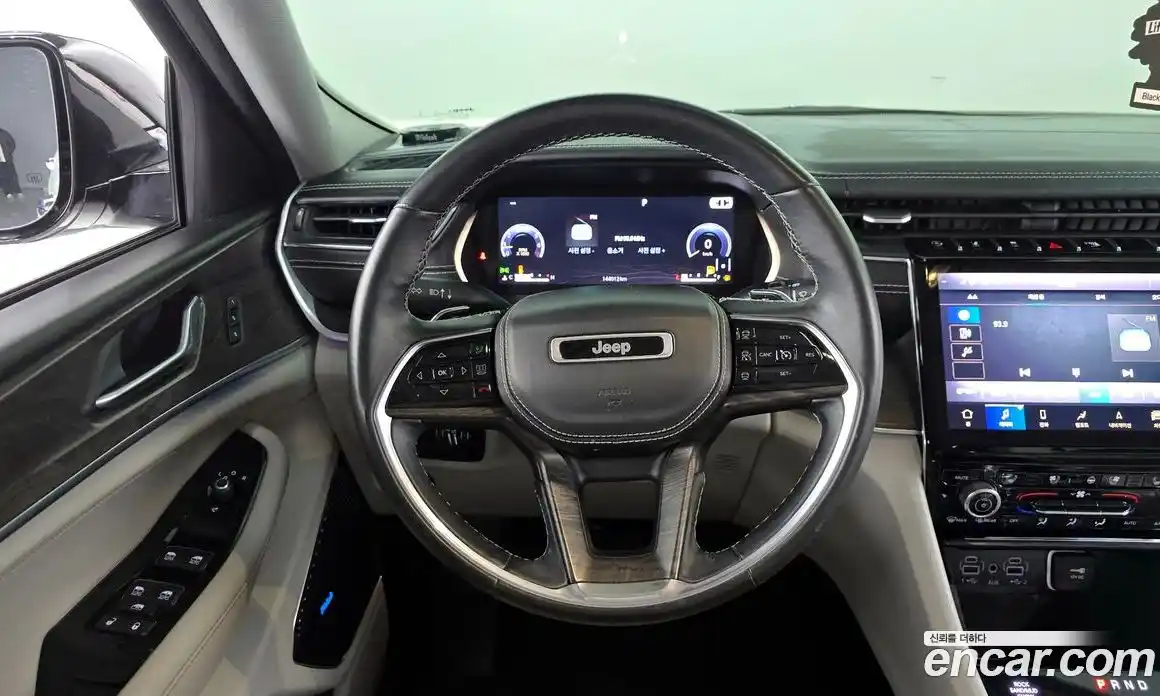 Jeep Cherokee 2021 3.6 Автомат в Москве № 232712, фото 19