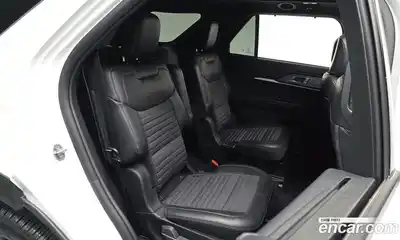 Ford Explorer 2025 2.3 Автомат в Москве № 233025, миниатюра 11