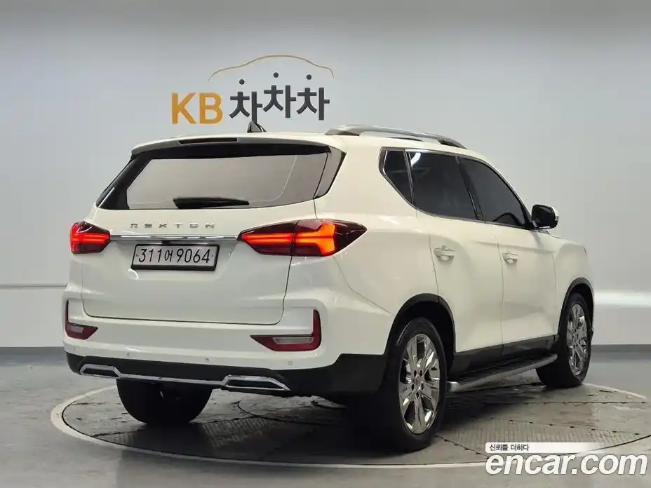 SsangYong Rexton 2021 2.2 Автомат в Москве № 236862, фото 3