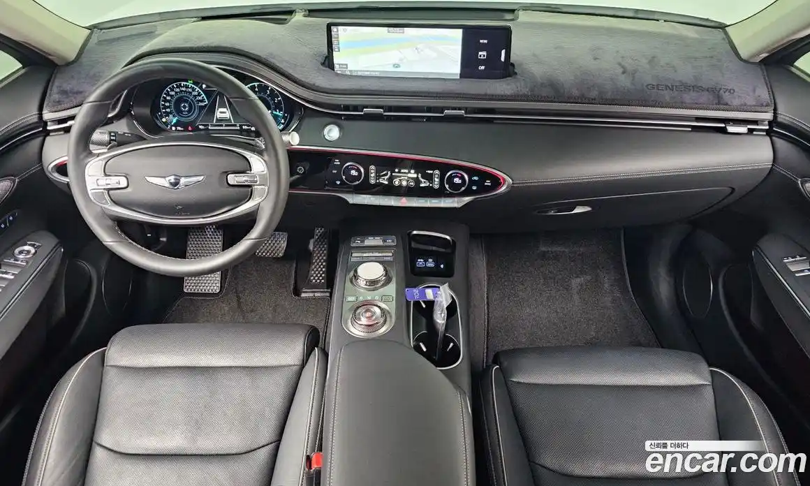 Genesis GV70 2022 2.2 Автомат в Москве № 24507, фото 17