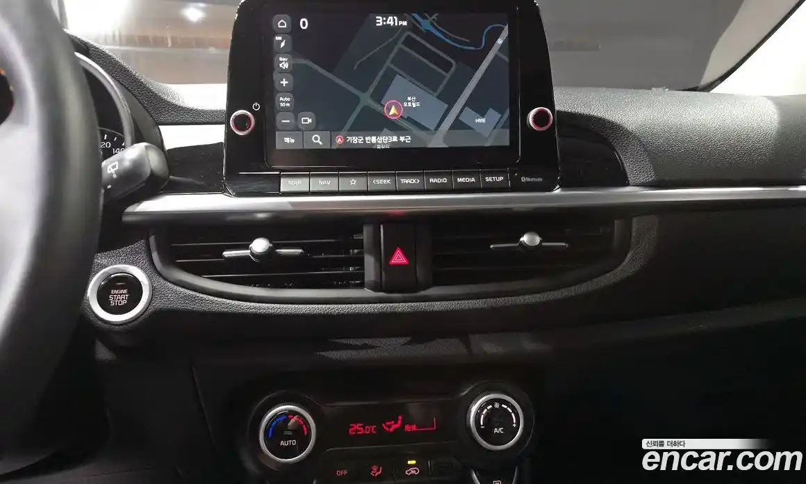 Kia Morning 2022 1.0 Автомат в Москве № 249668, фото 3