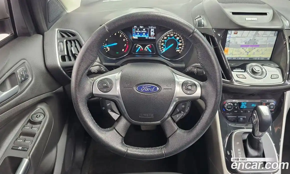 Ford Escape 2013 1.6 Автомат в Москве № 255515, фото 20