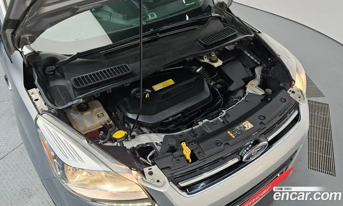 Ford Escape 2013 1.6 Автомат в Москве № 255515, фото 7