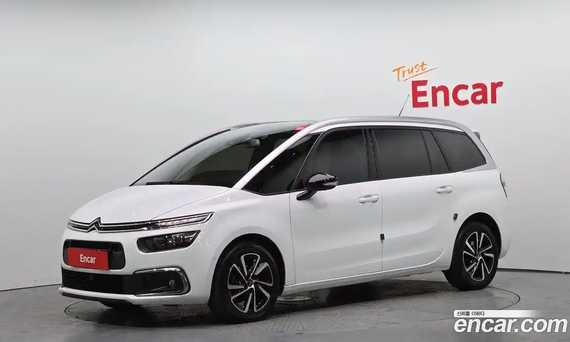 Citroen C4 Spacetourer 2021 1.5 Автомат в Москве № 256815, фото 1