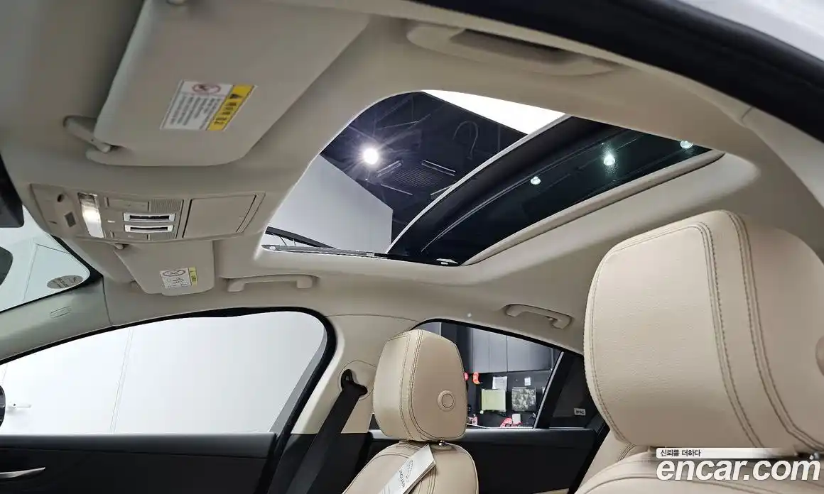 Jaguar XE 2019 2.0 Автомат в Москве № 262125, фото 19