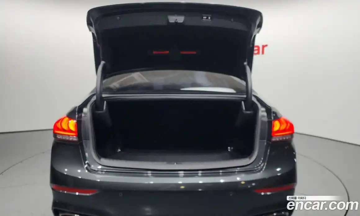 Genesis G80 2018 3.3 Автомат в Москве № 26279, фото 9