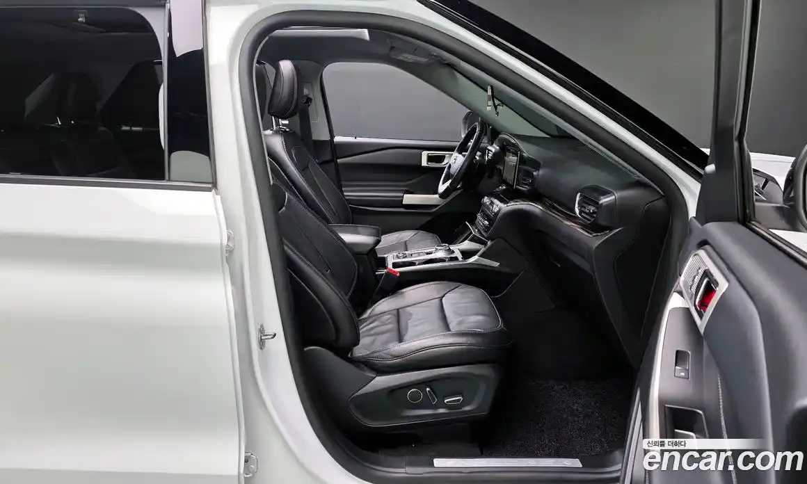 Ford Explorer 2020 2.3 Автомат в Москве № 273426, фото 16