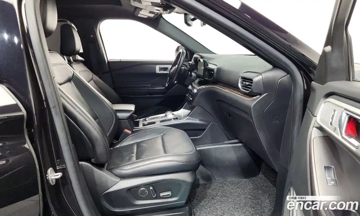 Ford Explorer 2020 2.3 Автомат в Москве № 273446, фото 19