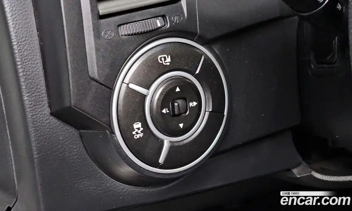 SsangYong Korando 2012 2.0 Автомат в Москве № 28179, фото 13