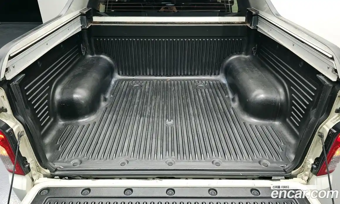 SsangYong Korando 2012 2.0 Автомат в Москве № 28179, фото 9