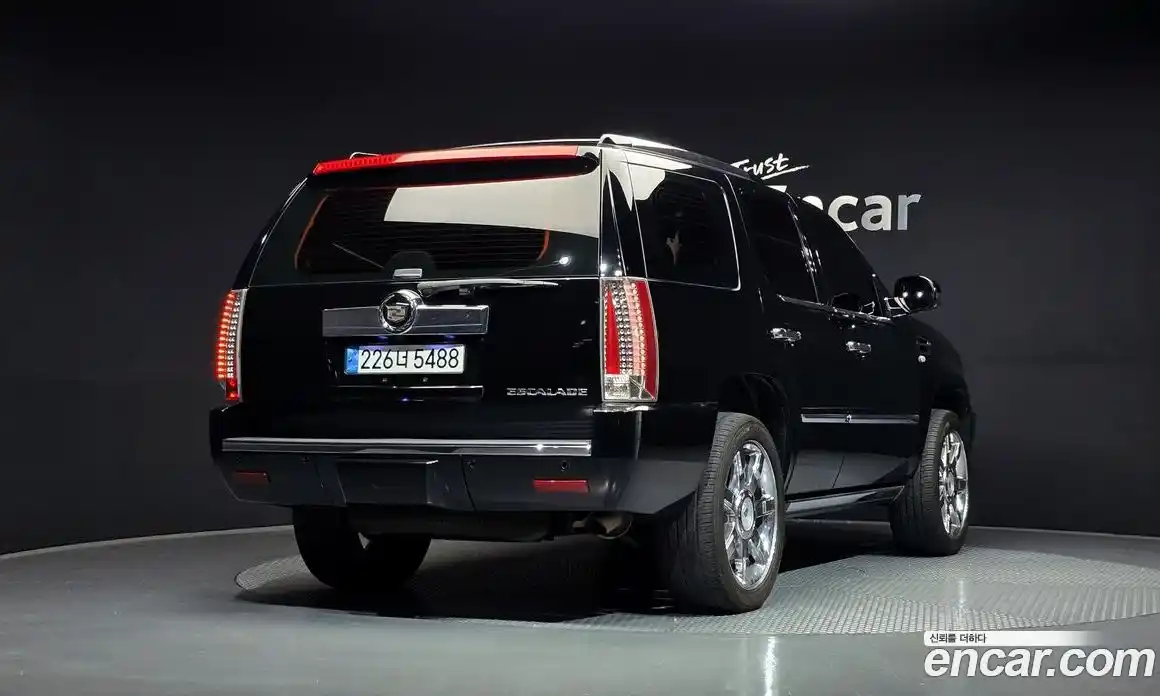 Cadillac Escalade 2008 6.2 Автомат в Москве № 285591, фото 16