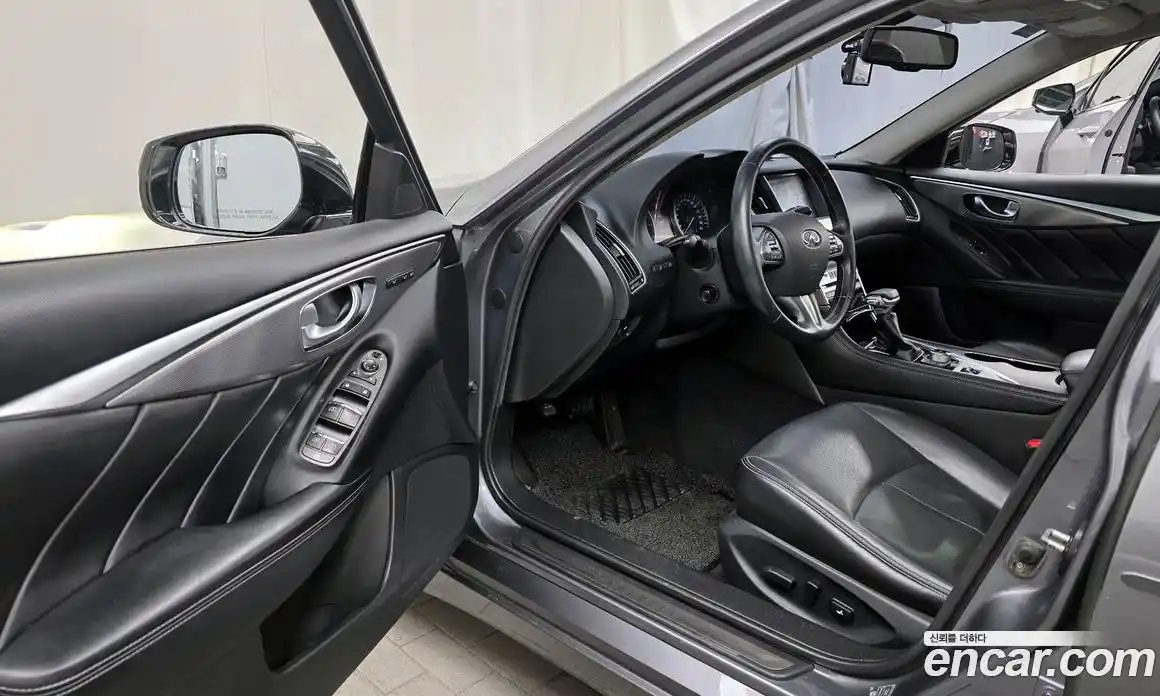 Infiniti Q50 2016 2.1 Автомат в Москве № 295922, фото 14