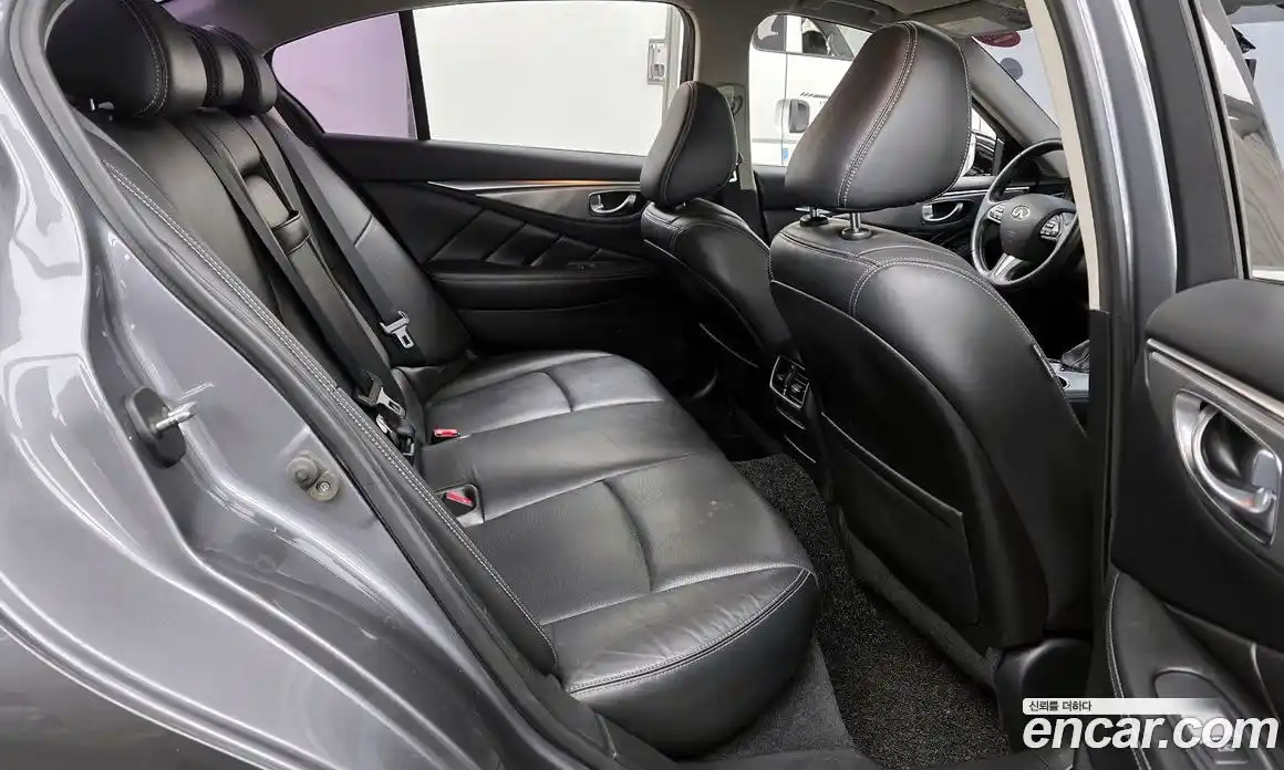 Infiniti Q50 2016 2.1 Автомат в Москве № 295922, фото 15