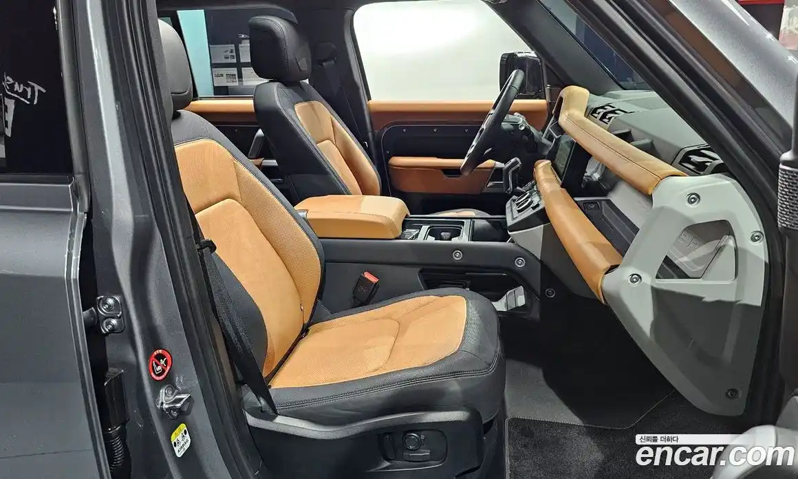 Land Rover Defender 2024 2.0 Автомат в Москве № 298038, фото 18