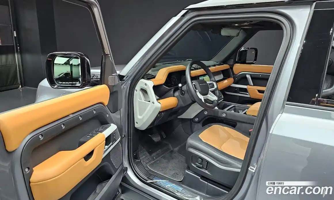 Land Rover Defender 2024 2.0 Автомат в Москве № 298038, фото 20