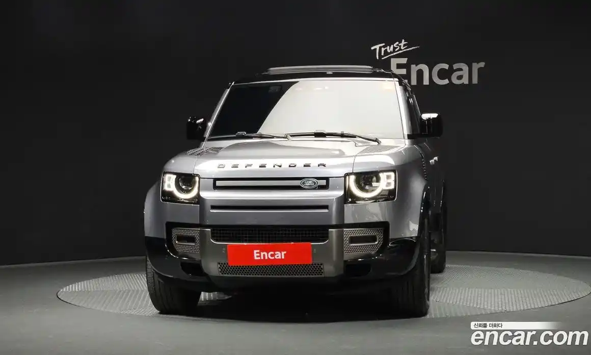 Land Rover Defender 2024 2.0 Автомат в Москве № 298038, фото 7