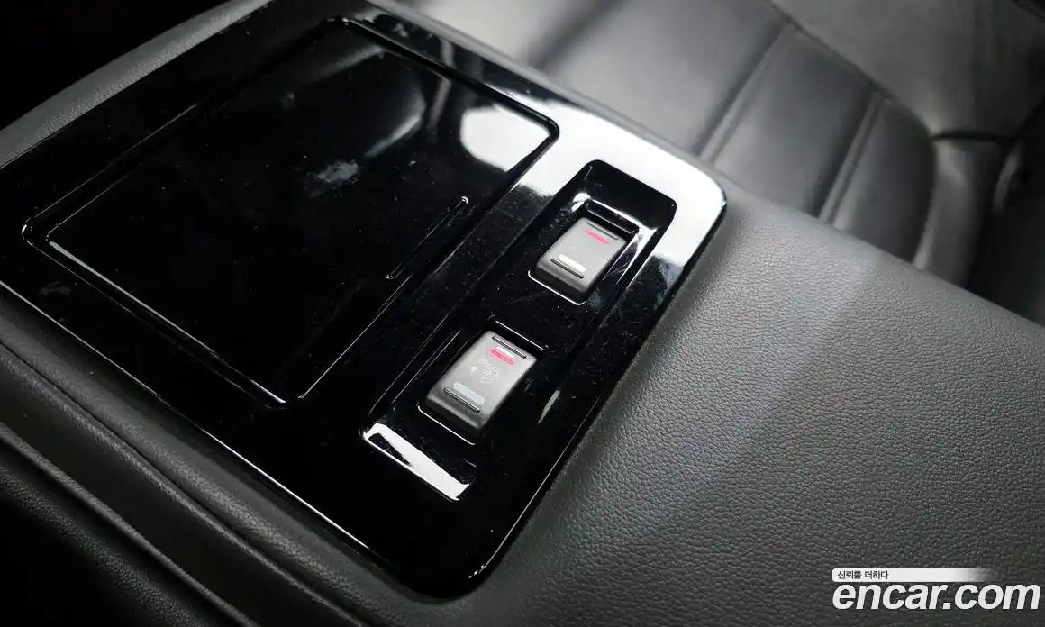 Renault SM6 2016 1.6 Автомат в Москве № 301196, фото 18