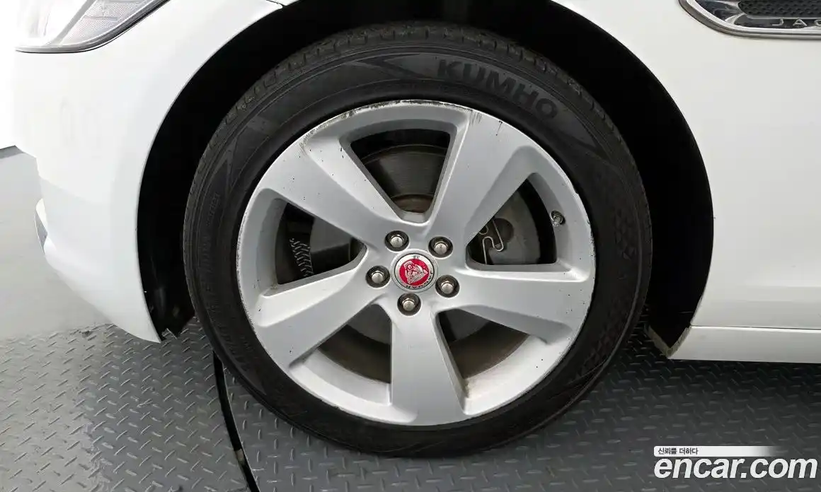 Jaguar XF 2018 2.0 Автомат в Москве № 305057, фото 14