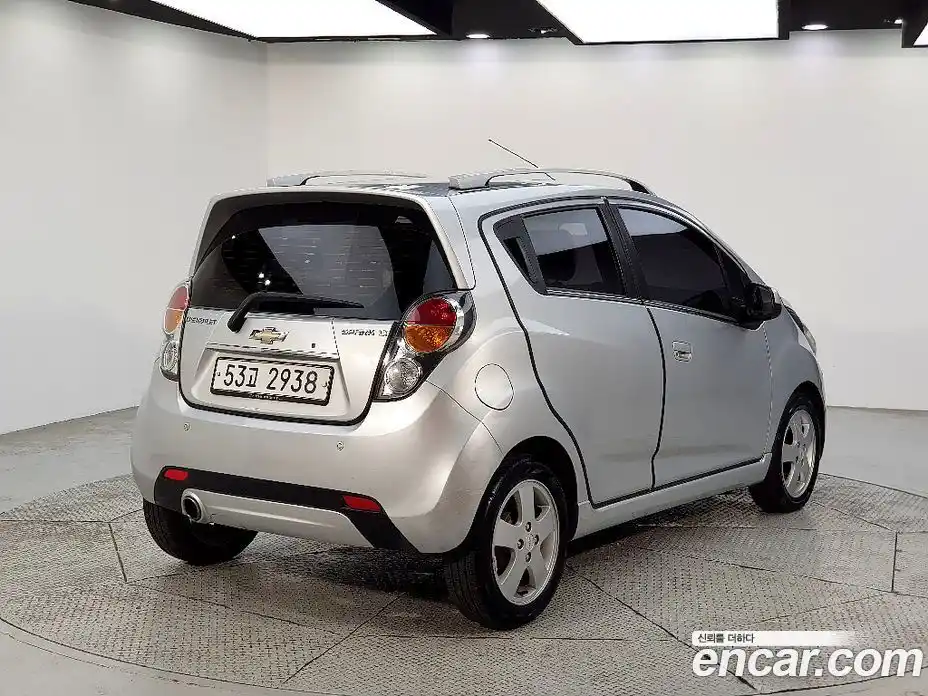 Chevrolet Spark 2012 1.0 Автомат в Москве № 315656, фото 4