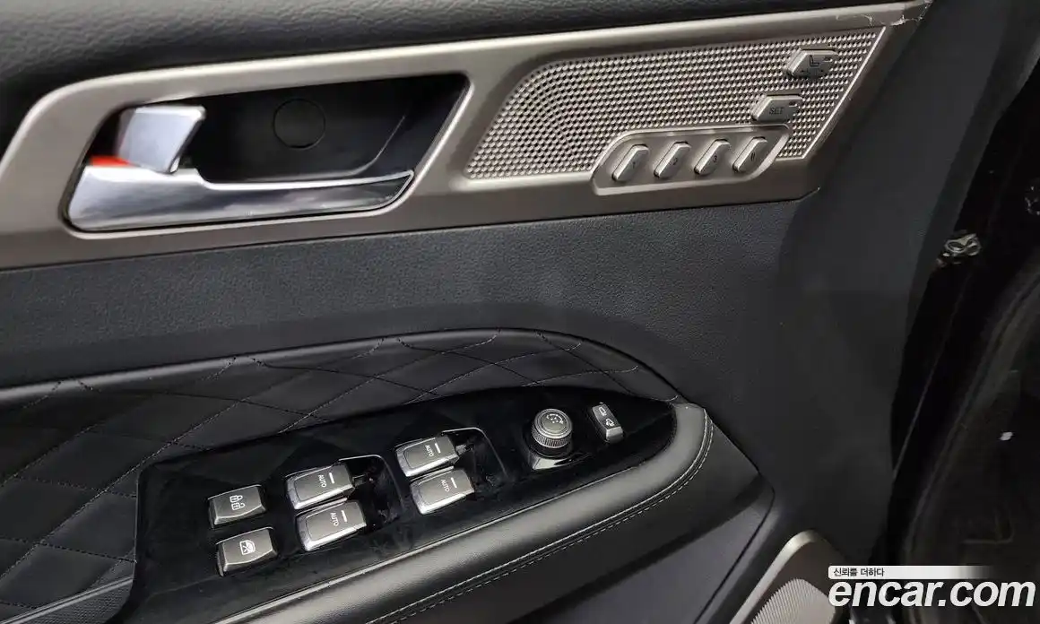 SsangYong Rexton 2018 2.2 Автомат в Москве № 32254, фото 13