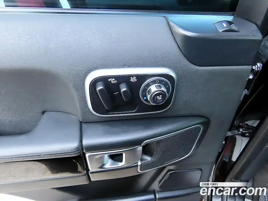 Land Rover Range-Rover 2010 5.0 Автомат в Москве № 333994, фото 15