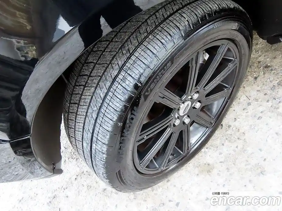 Land Rover Range-Rover 2010 5.0 Автомат в Москве № 333994, фото 20